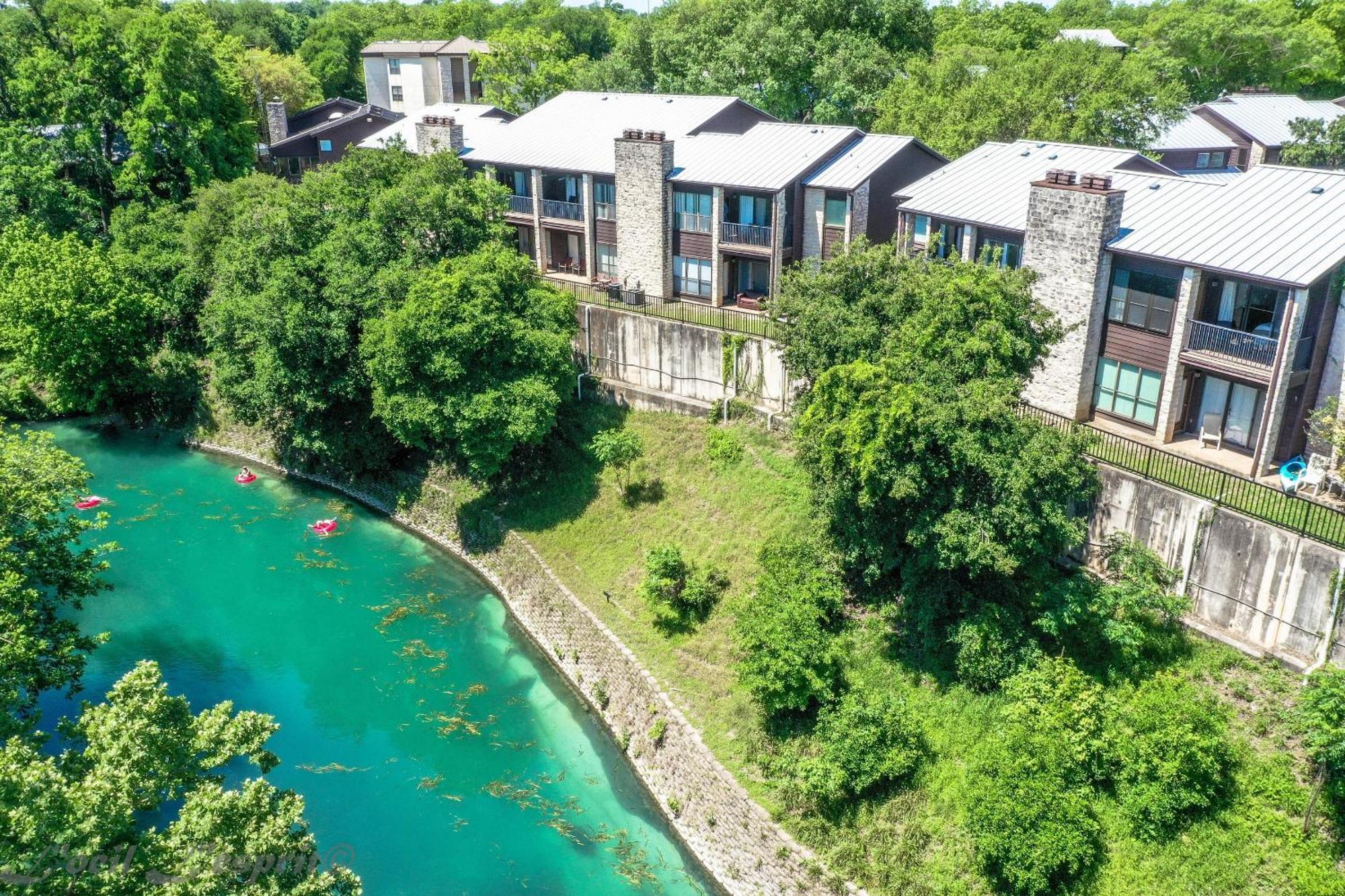 The Iron Cactus Condo On The Comal Cw C102 新布朗费尔斯 外观 照片